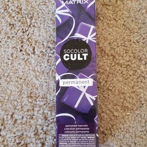 NIB permanent violet hair color💜price firm